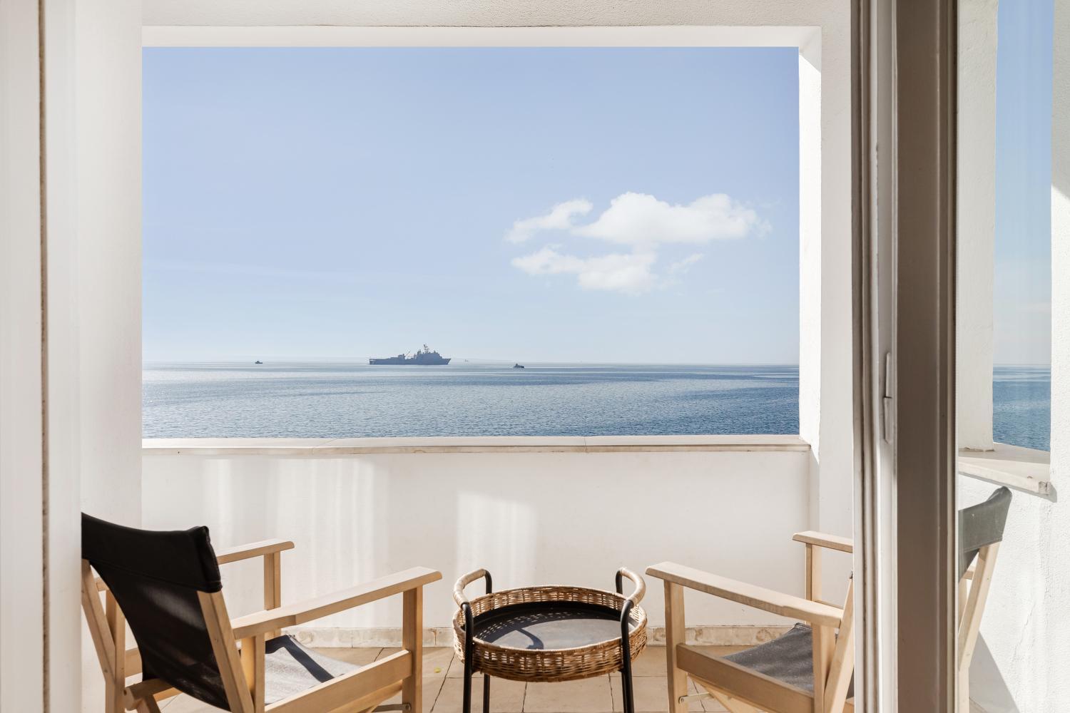 Infinity & Beyond By Halu! - Seafront Apartments Thessaloniki Exterior foto